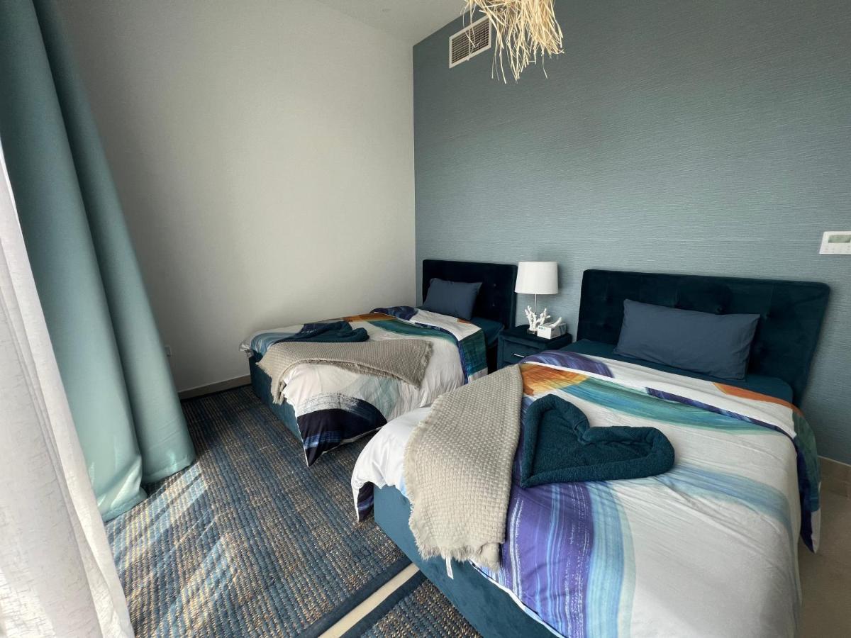 Relaxing Villa With Access To Pool And Beach Рас-эль-Хайма Экстерьер фото