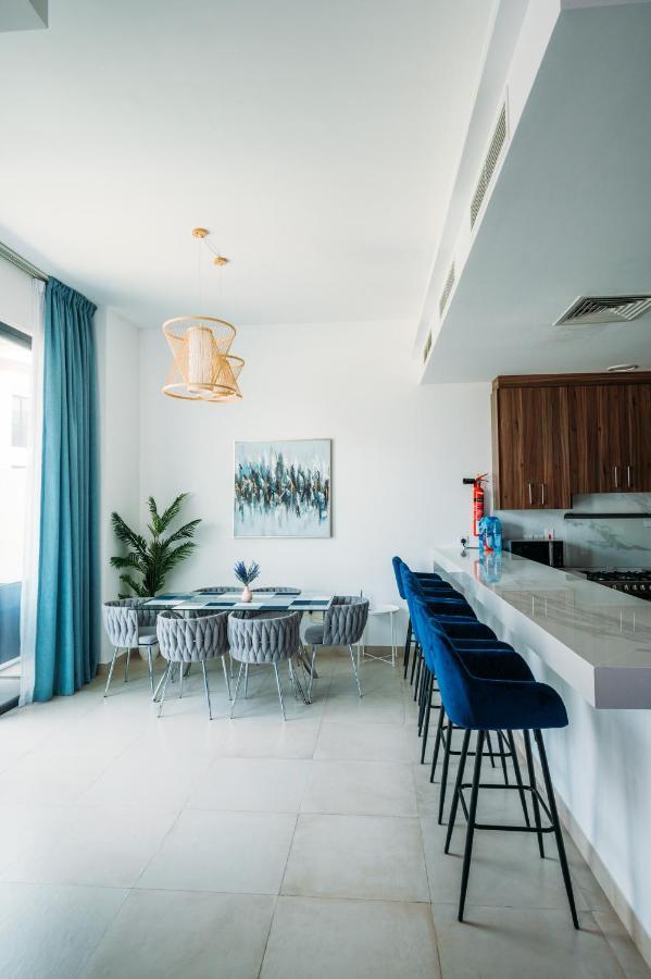 Relaxing Villa With Access To Pool And Beach Рас-эль-Хайма Экстерьер фото